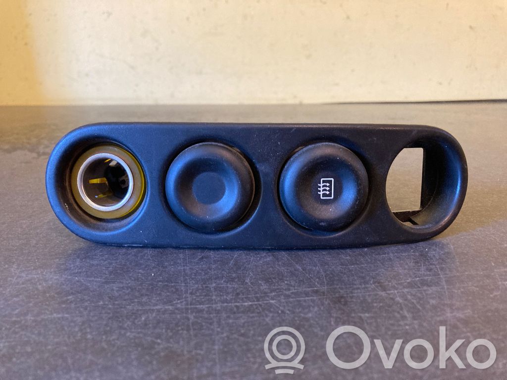 12 V Socket (front)   7700351884,250102,05525