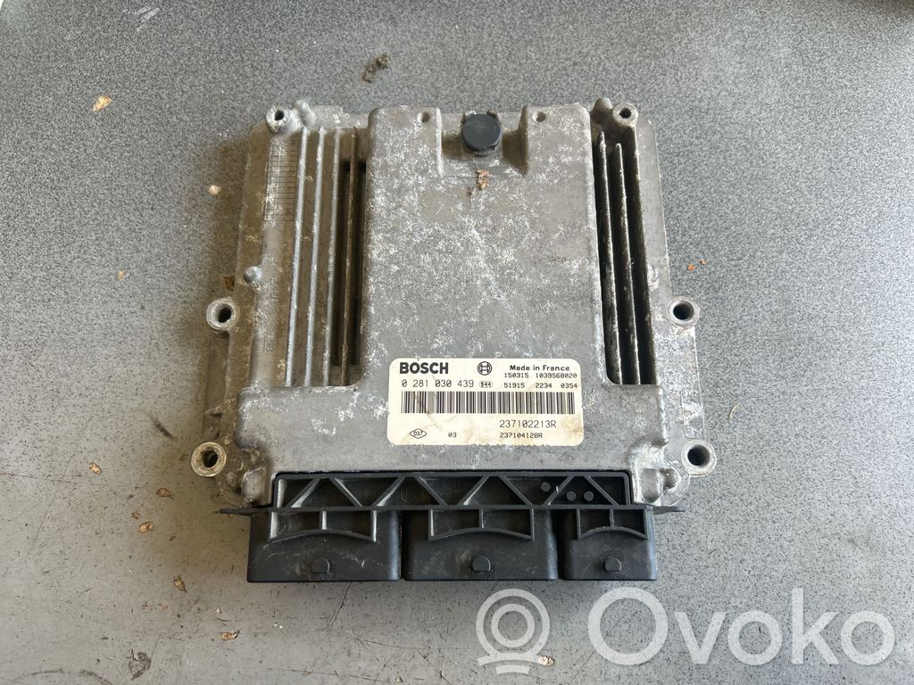 Dacia Dokker Engine control unit/module 