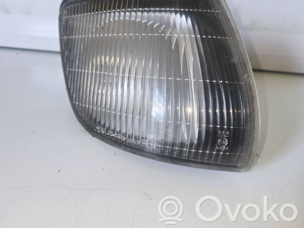 Mitsubishi L400, Space Gear Frontblinker 