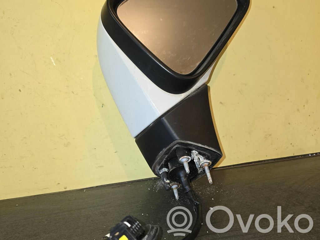 Opel Mokka Elektryczne lusterko boczne drzwi przednich 