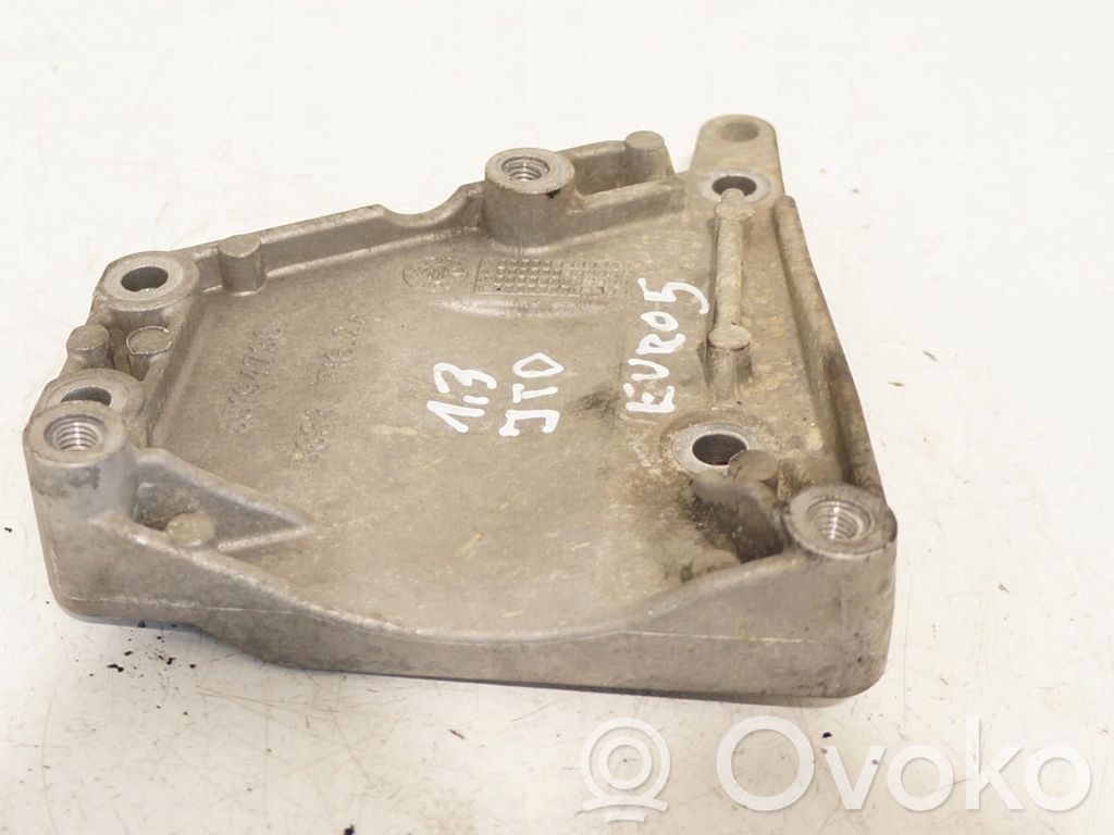 Fiat Fiorino Engine mounting bracket 