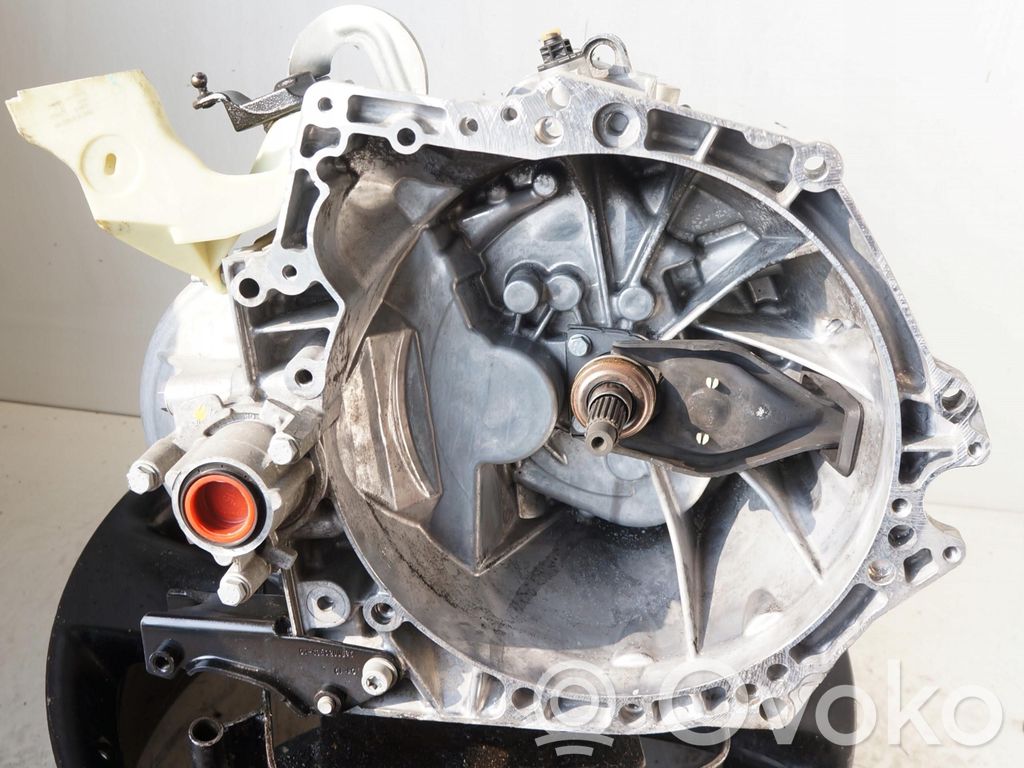 Peugeot 208 I Manualna 5-biegowa skrzynia biegów 