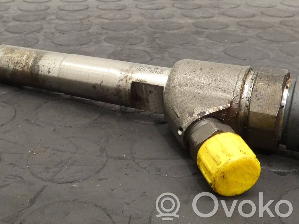 Peugeot 3008 II Inyector de combustible 