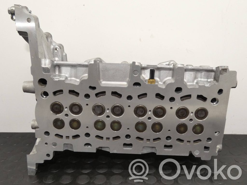 Opel Astra K Engine head 