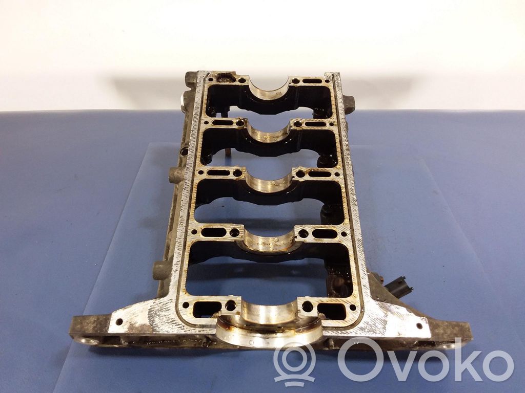 Opel Corsa D Engine block 