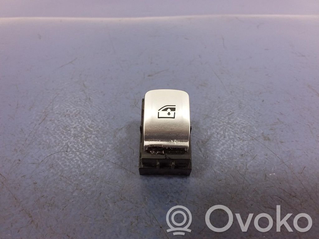 Electric window control switch   9299457,9299457