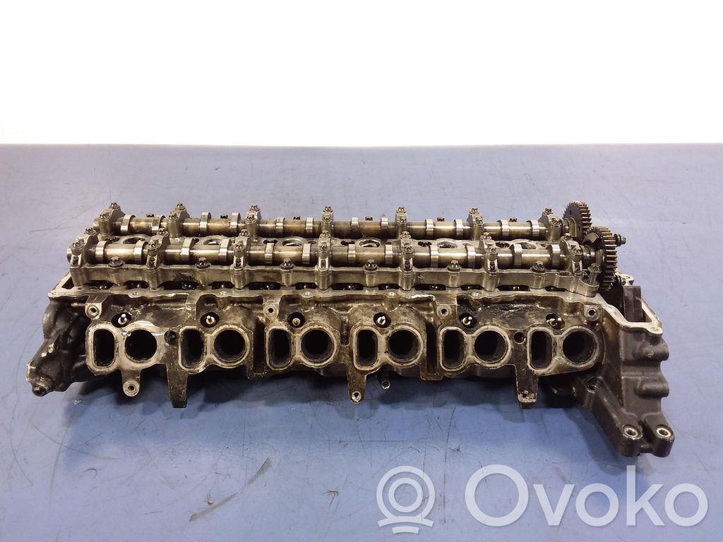 BMW 7 G11 G12 Engine head 