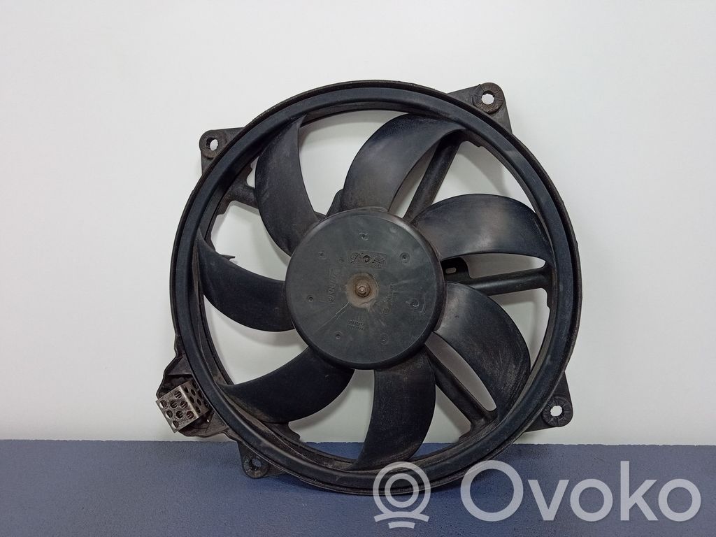 Renault Megane III Elektrinis radiatorių ventiliatorius 