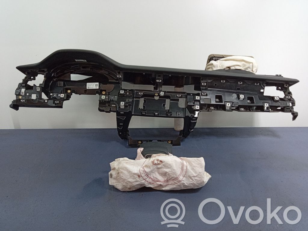 Audi Q7 4M Panelis 