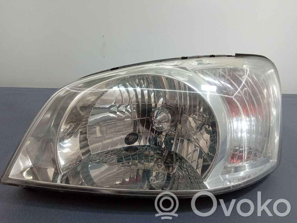 Hyundai Getz Lampa przednia 