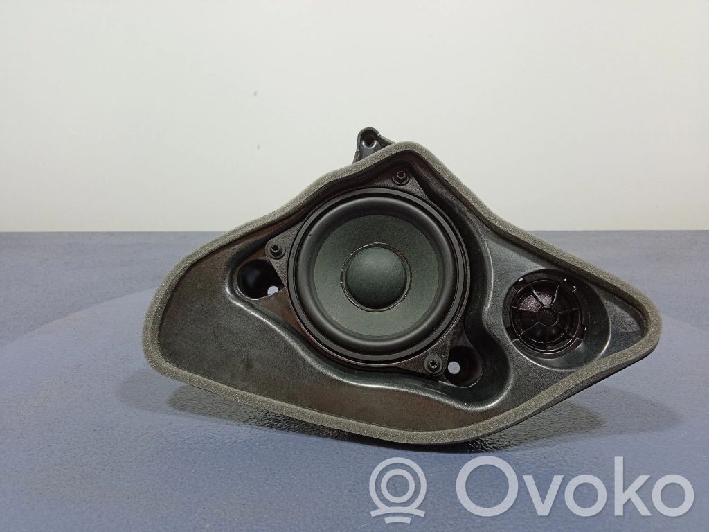 BMW X3 G01 Subwoofer 