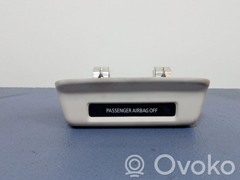 Éclairage de coffre   7003A130,7003A130