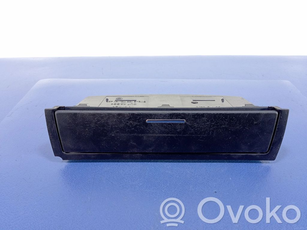 Glove box   8202188,8202188