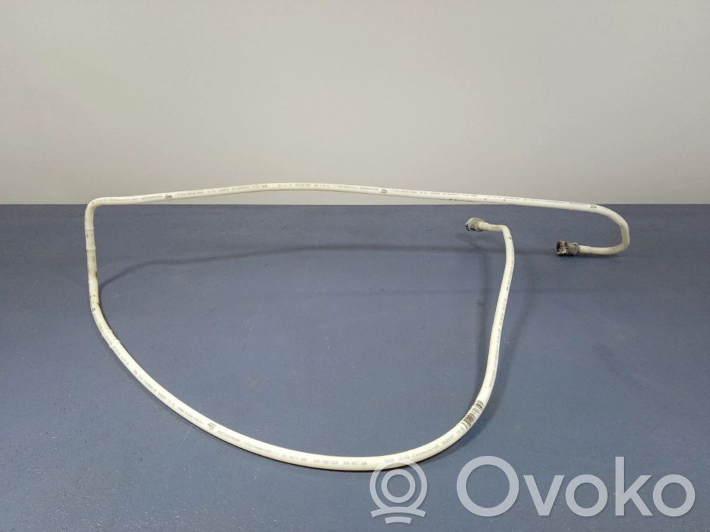 BMW 2 F44 Kraftstoffleitung 