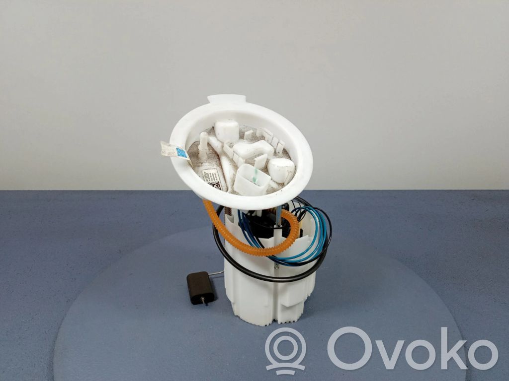 Pompe à carburant   7300472,7300472