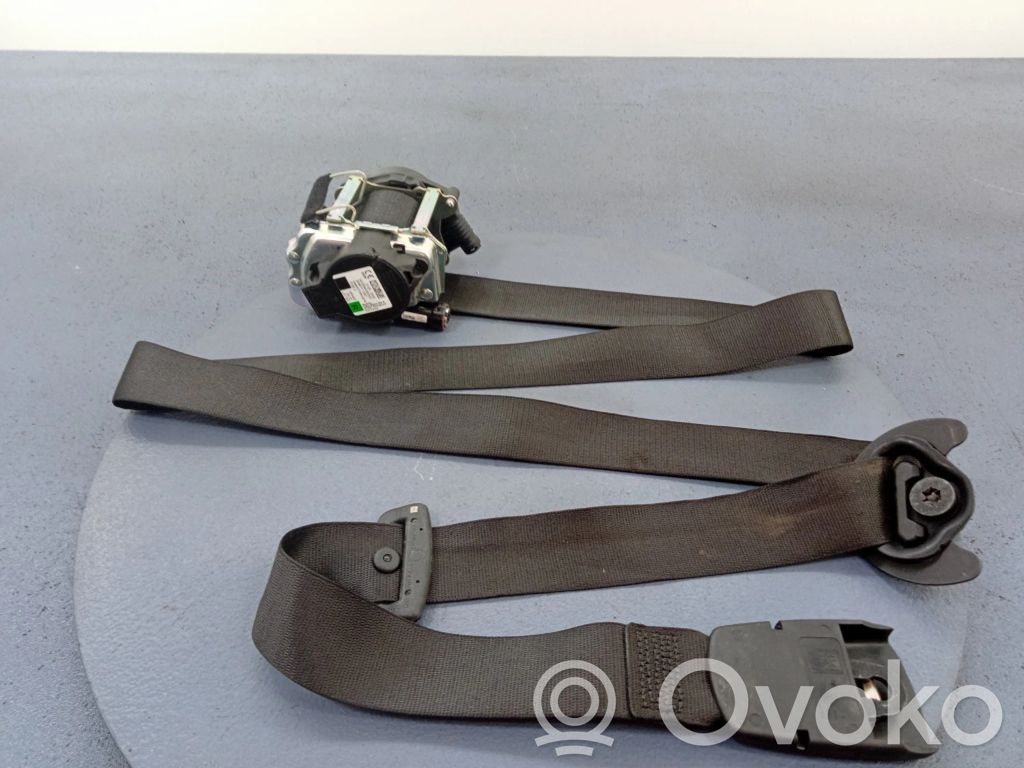 BMW 1 F40 Cinturón delantero 