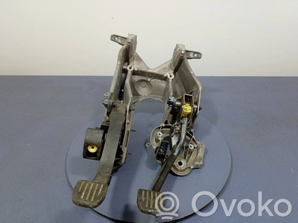 Volvo XC60 Pedał gazu / przyspieszenia 