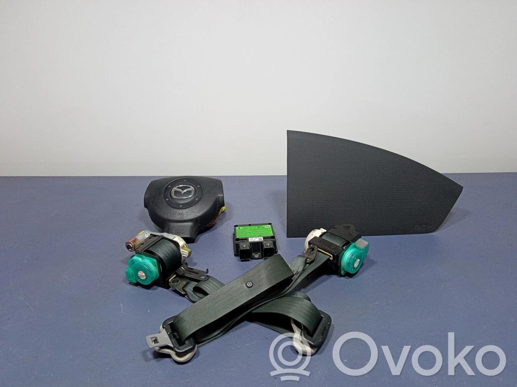 Mazda 2 Oro pagalvių komplektas 