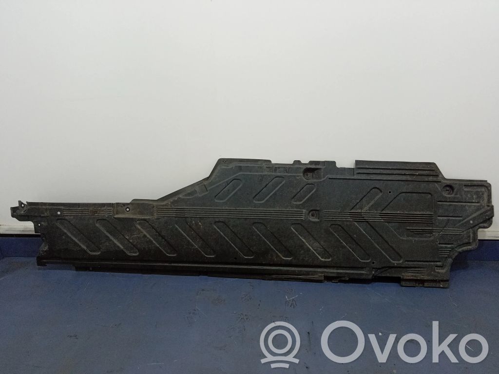 Mercedes-Benz AMG GT R190 C190 Copertura/vassoio sottoscocca anteriore