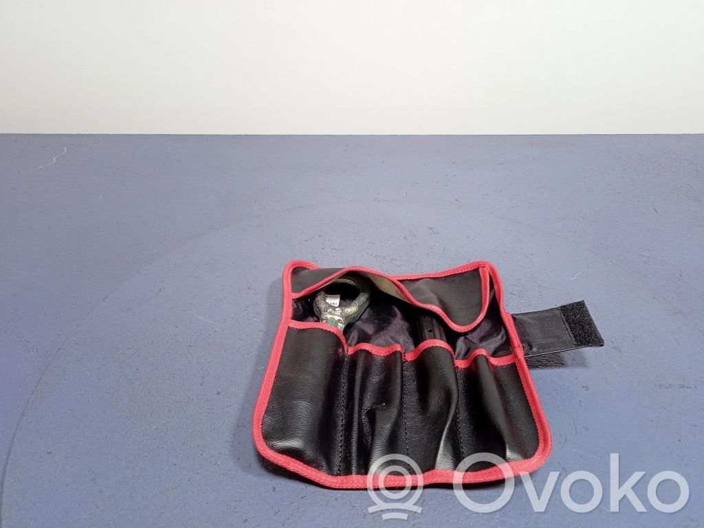 BMW 5 GT F07 Panel embellecedor lado inferior del maletero/compartimento de carga