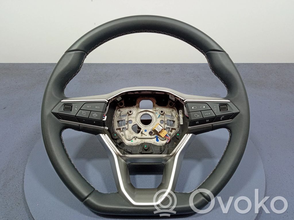 Nissan Atleon Ohjauspyörä 