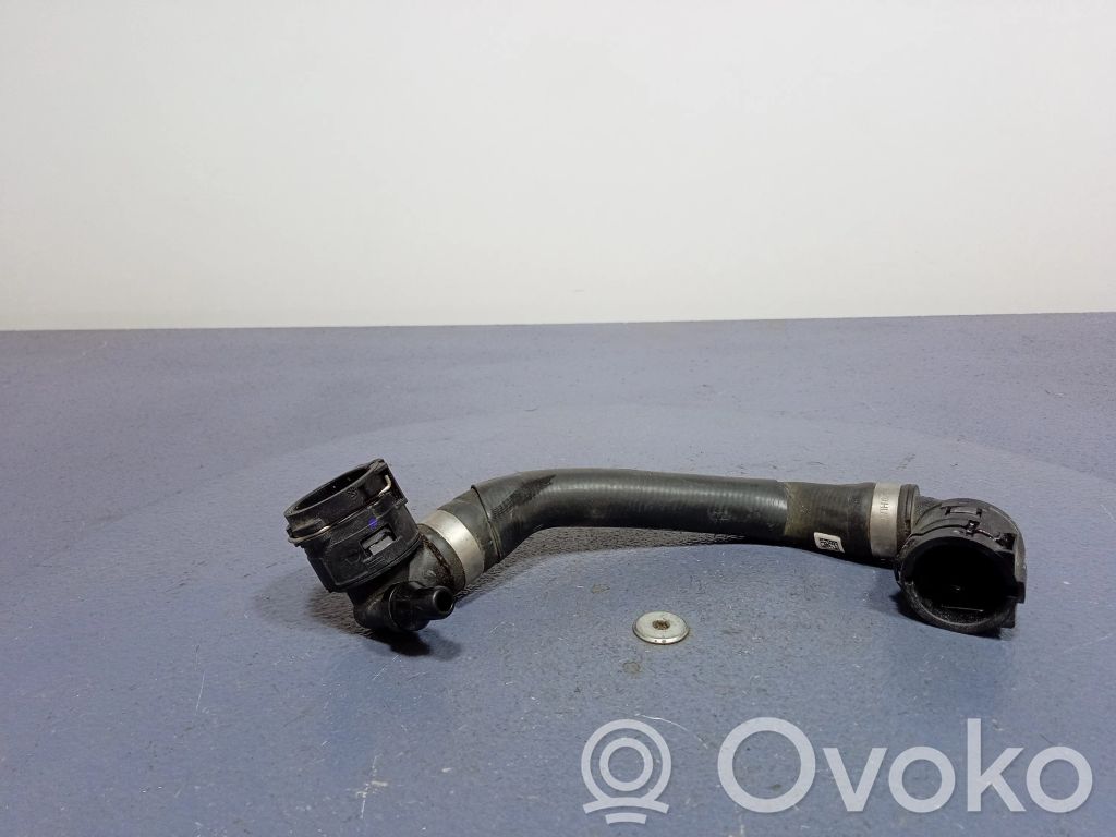 BMW i4 Engine coolant pipe/hose 