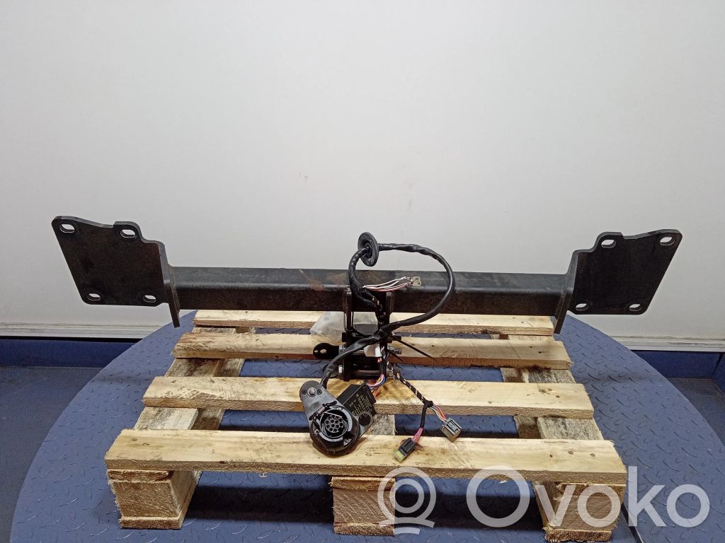 Hak holowniczy / Komplet   126706,126706