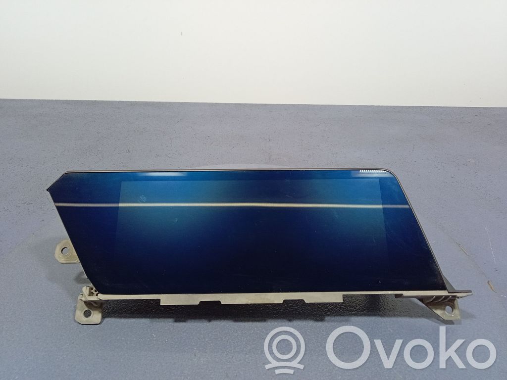 Radio/CD/DVD/GPS head unit   5A5EE12,5A5EE12