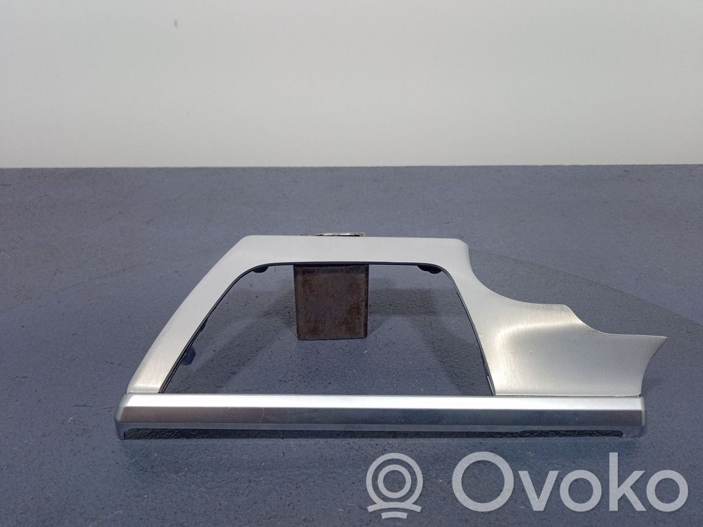 BMW 6 F12 F13 Alte componente capac prag/stâlp 