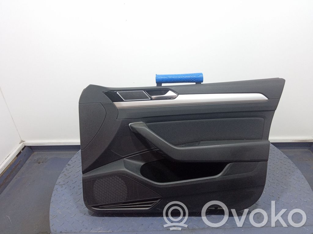 Volkswagen PASSAT CC Boczki / Tapicerka drzwi / Komplet 