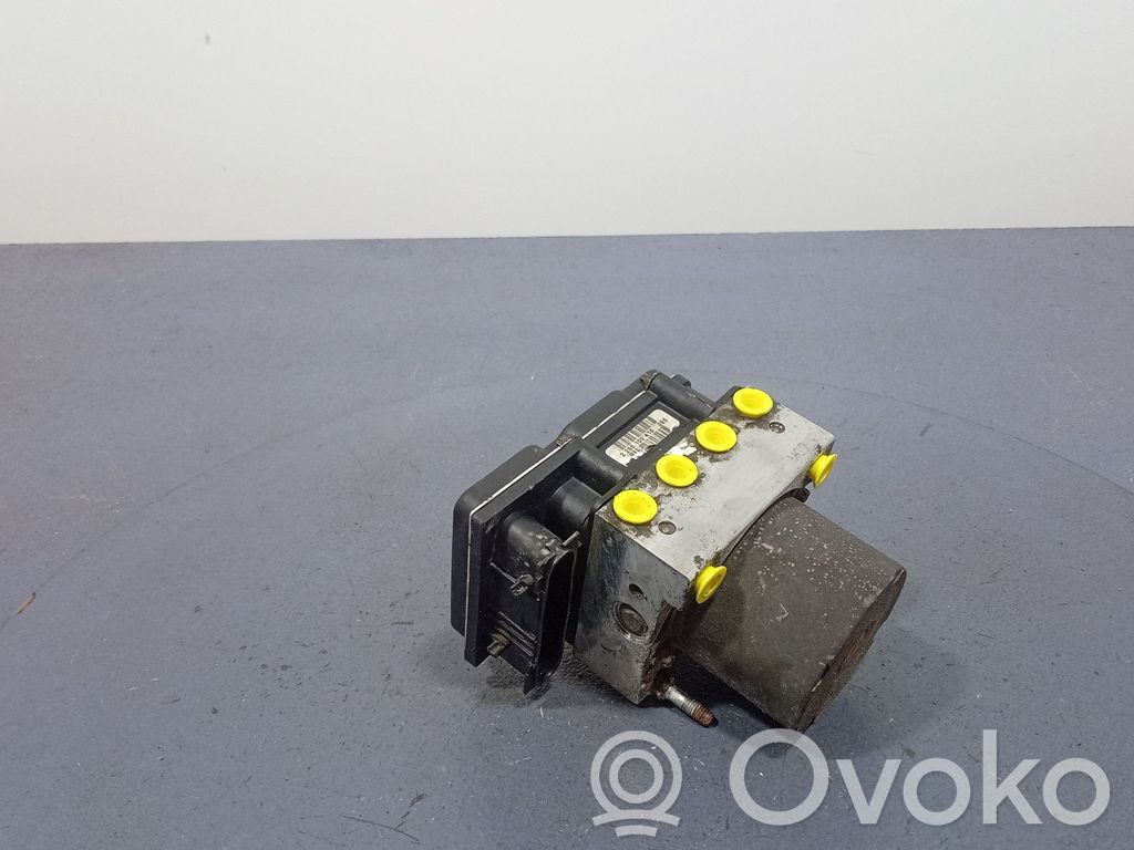 Toyota Avensis Verso Pompa ABS 