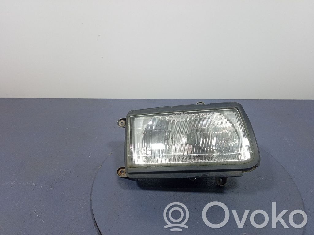 Opel Frontera B Faro/fanale