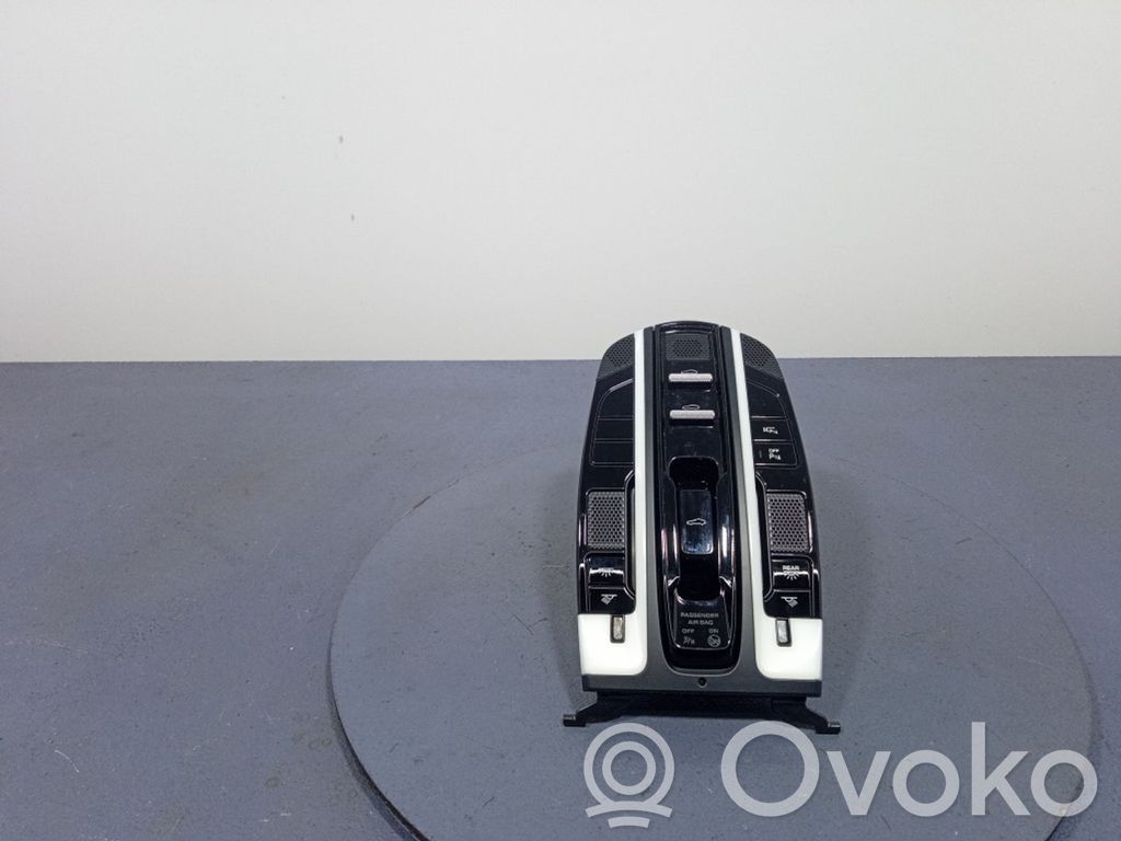 Porsche Panamera (970) Wewnętrzna lampka bagażnika 