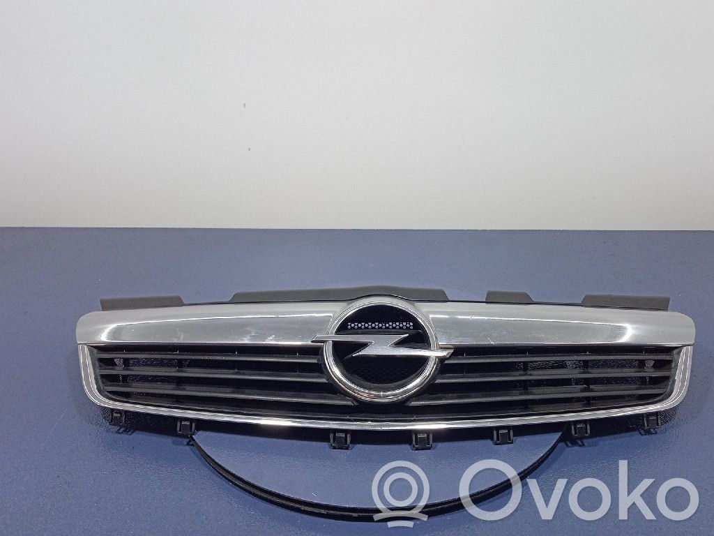 Opel Zafira B Grille de calandre avant
