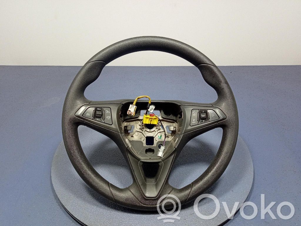 Bedford Astra Ohjauspyörä 