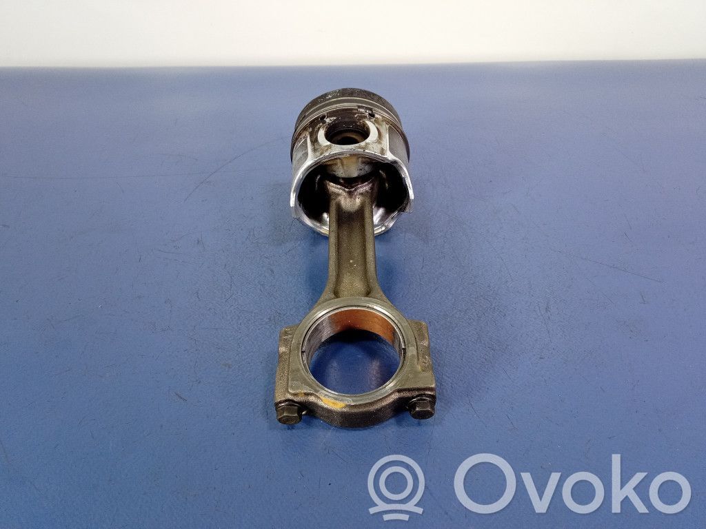 Piston
