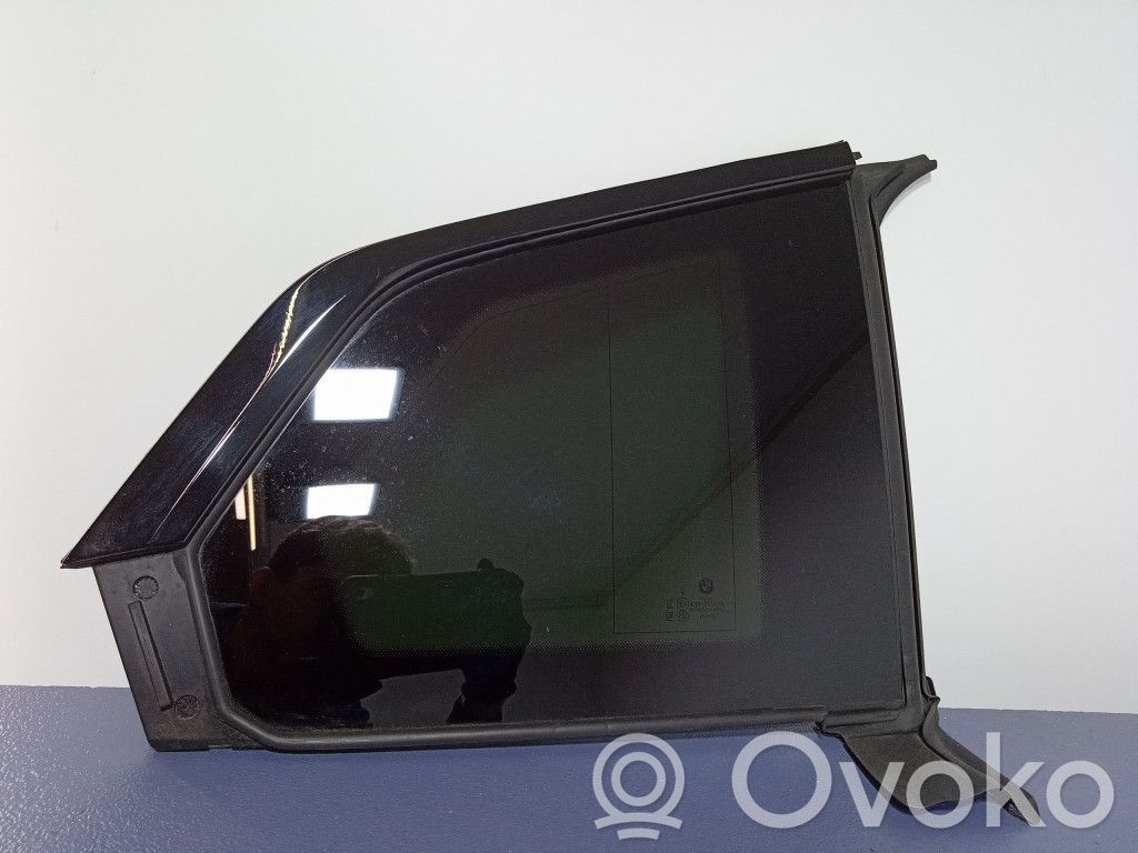 BMW iX Rear side window 