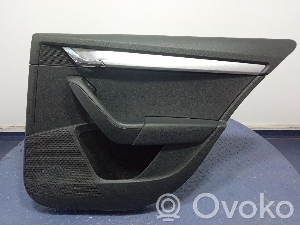 Skoda Octavia Mk3 (5E) Boczki / Tapicerka drzwi / Komplet 