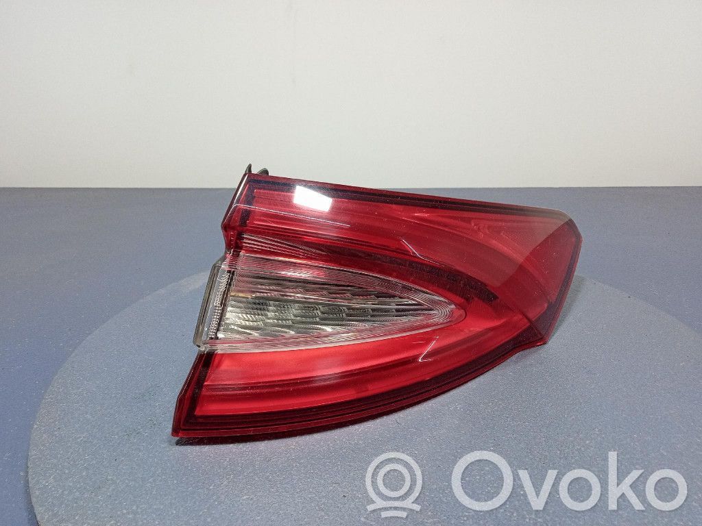 Maserati Levante Lampa tylna 