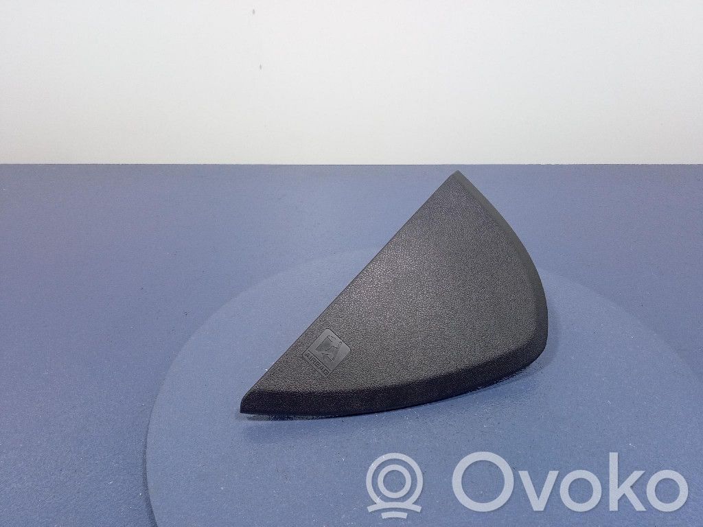Ford Mondeo MK I Altro elemento di rivestimento sottoporta/montante 