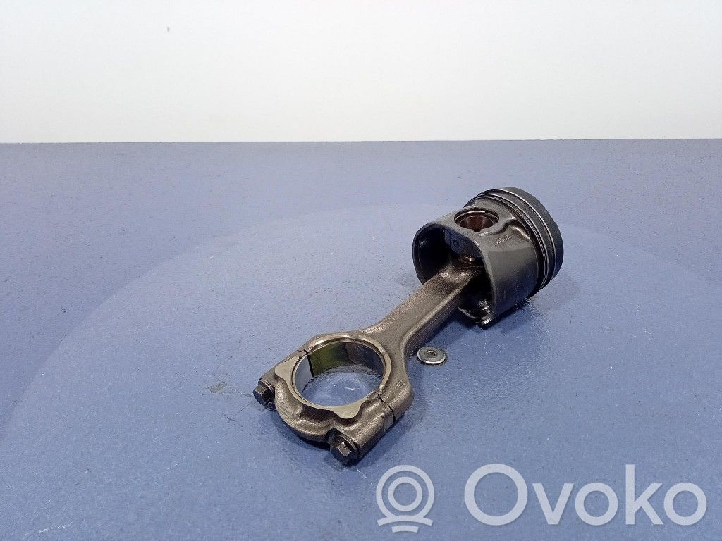 Piston   82945,82945