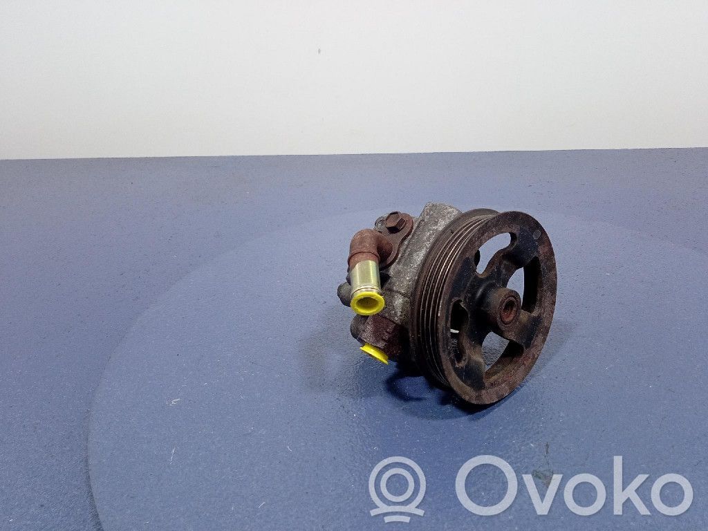 Ohjaustehostimen pumppu   52020,52020