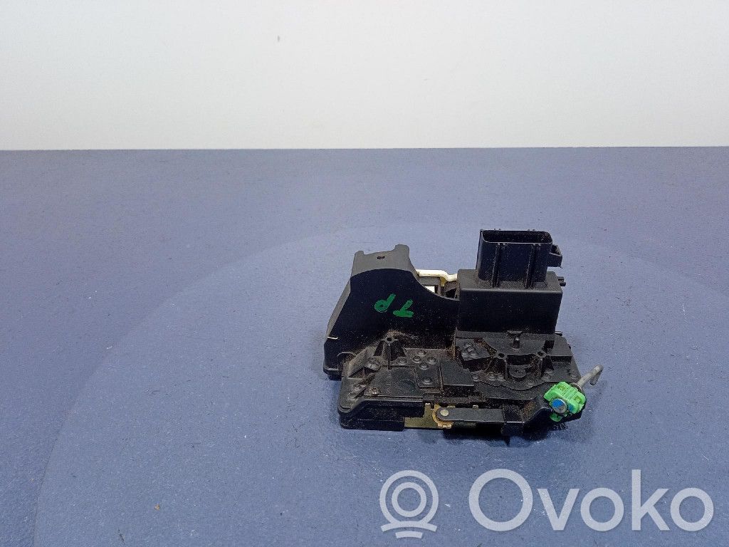 Cerradura de puerta trasera   2W4A5426421AA,2W4A5426421AA
