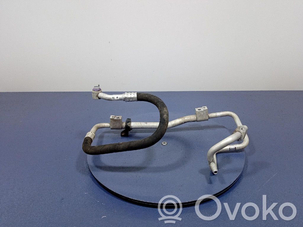 BMW iX3 G08 Conductă/furtun aer condiționat (A/C) 