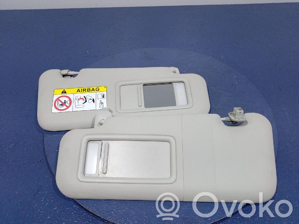 Sun visor