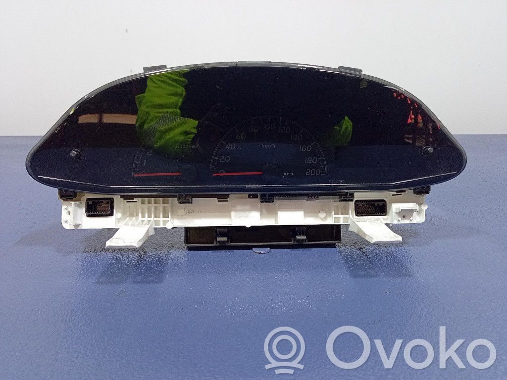 Toyota Yaris Licznik / Prędkościomierz 