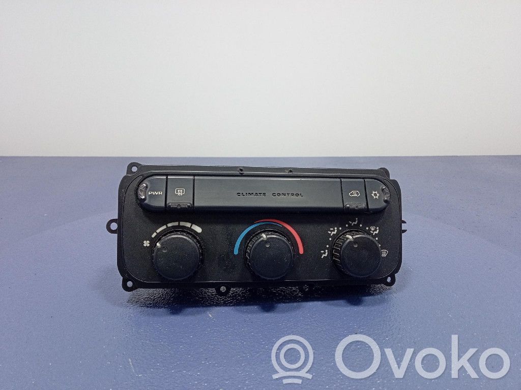 Chrysler Grand Voyager IV Panel klimatyzacji 