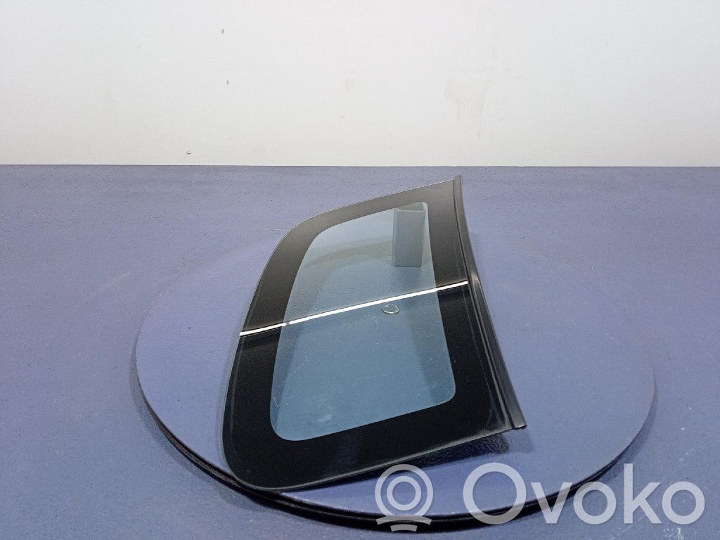 Rear side window