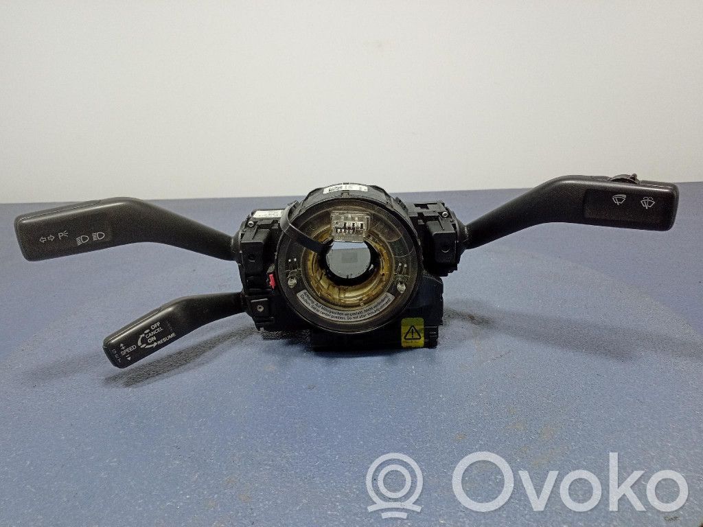 Volkswagen PASSAT B5.5 Otros interruptores/perillas/selectores 