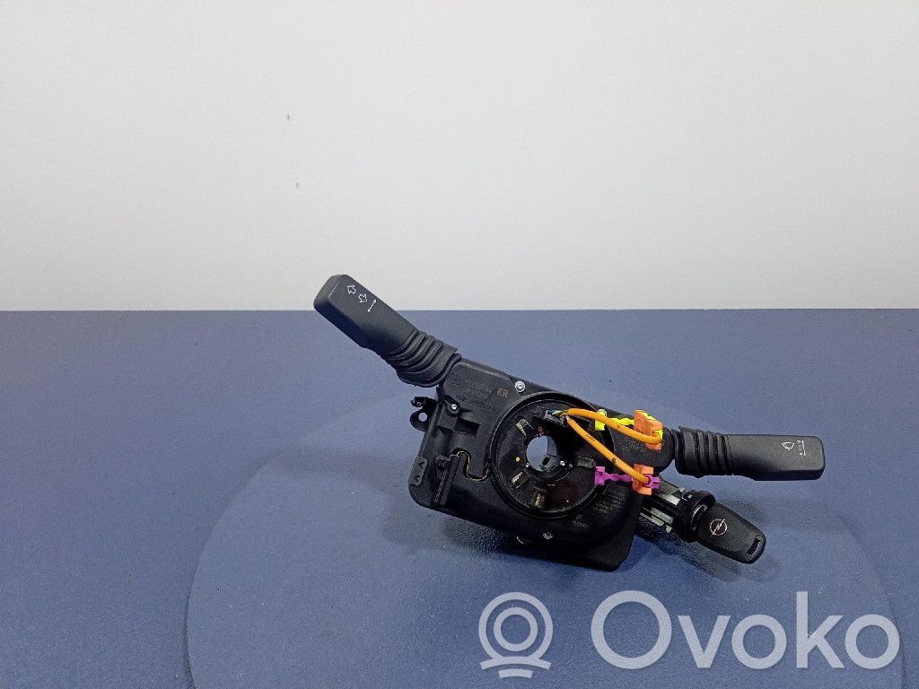 Opel Astra H Autres commutateurs / boutons / leviers 